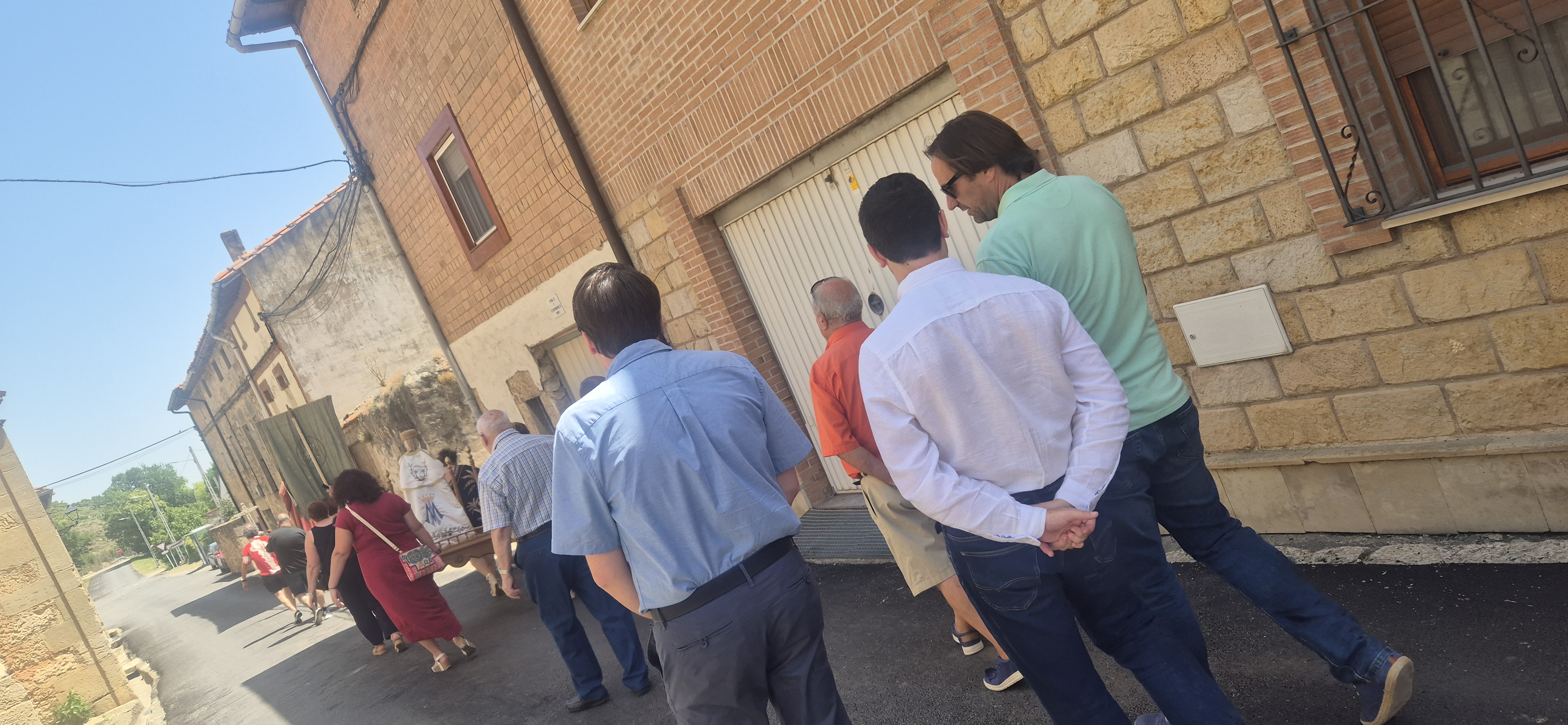 PROCESIONANDO